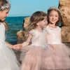 2020 nouvelles robes de demoiselle d'honneur pour mariage sur mesure nouveauté robe de concours chaude sans manches et Appliques