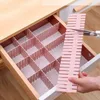 47 * 7 cm 4 Stück Kunststoff Schublade Gitter Separator Teiler Partition Speicherorganisator Unterwäsche Socken Make-up Schindel Aufbewahrungsschubladen RRE13091