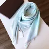 Glänsande guld och silver tråd halsdukar Womans Märke Högkvalitativa Scarf Classic Ladies Wrap Scarfs 140x140cm