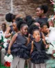 Mini vestidos de niña de flores negros para bodas Ocasión formal Vestido de desfile para niñas Vestido de fiesta corto con pliegues para primera comunión L95