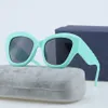 العلامة التجارية مصمم النظارات الشمسية عالية الجودة النظارات الشمسية النساء الرجال النظارات النسائية الشمس زجاج UV400 عدسة للجنسين مع صندوق
