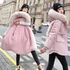 Piumino da donna Parka Cappotto invernale Donna Pile Imbottitura in cotone Pelliccia con cappuccio Vita sottile Coulisse Giacca lunga spessa Solid Mujer 2022