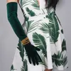 Sammethandskar 60 cm lång stil grön velor hög elastisk guld sammet kvinna handskar pekskärm mobliephone för dansparti WSR01 201273b