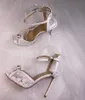 Vita spets kvinnor sommar sandal sko 2021 kika tå stor pärla dekor ankel rem bröllopskor sandalier tunn klack sexig sapato19647257