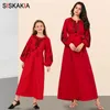 Familj se mamma dotter outfits klänning lång röd plus storlek avslappnad muslim familj matchande kläder chic broderade maxi klänningar lj201111