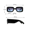 Nuovi occhiali da sole da donna stile spesso Design semplice della cintura Cornice larga in plastica con lenti UV400 pulite Fashion Lady Eyewear all'ingrosso