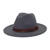 Широкий Breim Fedora Hat с поясом Нежный мужчина Теплая женщина Стильная войлочная шляпа Средняя ширина Gorra Hombre зимняя мода