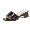 Gai Summer Woman Kobieta żeńska przezroczyste slajdy metalowa klamra kwadratowa obcasy patentowe skórzane buty plażowe kapcie y200423