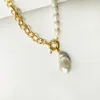 Femmes Natural Baroque Pearl Pendant Collier Freshwater Pearl Punk Gold Color Chain asymétrique Design Fashion Long Bijoux 09275223575