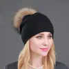 Gorros tejidos de lana de doble capa de alta calidad para mujer con grandes pompones de piel auténtica gorros holgados y cálidos gorros de moda para mujer 8015450