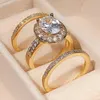Anéis de casamento Huitan Graciosa Mulheres Conjunto de Noivado Cor de Ouro Brilhante Cristal Brilhante Design Requintado Jóias Elegantes