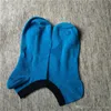 黒と国連の足首のチアリーダーショートソックスユニセックス女性コットンスポーツソフトミックスピンク色の靴下の在庫