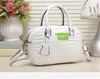 2021 Top quality P65 women shoulder bags women Working business banquet bag handbags Cosmetic Bag can transport