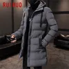 RUIHUO 롱 겨울 자켓 남성 파카 겨울 코트 남성 자켓 힙합 캐주얼 남성 겨울 자켓 코트 후드 따뜻한 M-4XL 201209
