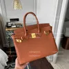 أكياس مصممي Luxurys Womens 40 حقائب اليد 35 سم 2021 الكتف Crossbody Messenger Cowhide Gower Leather Fashion Gold Rigble Bag Bag Clutch