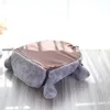 Cute Cat Soft Cave Bed Funny Mouse Shape Kitten House con due giocattoli da gioco con la palla Warm Nest Pet Cats Sleeping Mat LJ201225