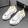 Sneaker maschi casuali Air Cushion Jogging Sport Autumn Comfort Trainer Platform Scarpe per uomini Tenis Masculi AA