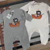 Spädbarn nyfödda baby rompers tjejer ekologiska bomull kläder designer märke nallebjörn onesie bodysuits jumpsuit barn pojkar kostym pajama rompers