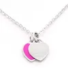 2024 Design Nytt Brand Heart Love Halsband för kvinnor Rostfritt stål Tillbehör Zirkongrön rosa hjärthalsband för kvinnors smyckespresent