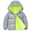 Hiver nouvelle mode enfants brillant lettre doudoune garçons et filles épais manteau de coton réfléchissant vêtements de nuit LJ201017