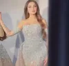 Abiye Kadın Giyim Balqeesfathi Nawalelzoghbi Gümüş Kristaller Trail Balo Kılıf Uzun Kollu Yousef Aljasmi Myriam Fares Kim Kardashian