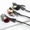 En Popüler Moda Saç Kravatlar Kız Kılıç DIY Şekillendirici Inci Çiçek Fransız Büküm Sihirli Saç Modelleme Aracı Kıllar Bun Maker WH0548
