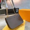 Дизайнерские Женские Сумки Кошельки Мода Леди Hobo Цепочка Повседневная Tote Письмо Цветок Социальные Сумки Brossbody Bag