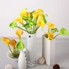 ZONAFLOR 20 adet / grup Dekoratif Çiçekler Calla Lily Yapay Çiçek PU Gerçek Dokunmatik Ev Dekorasyon Parti Düğün Buket Çiçekler T200103