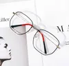 2019 Gafas de diseñador de lujo para hombres y mujeres Accesorios para gafas vintage Sunglasses286N