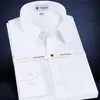 Chemise habillée de base solide à manches longues pour hommes, coupe standard, poche unique, chemises de bureau de travail social blanc de haute qualité 220309