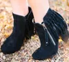 2020 Autumn Party Women Shorts Boots Asned Toe Low Heel Side Zipper Fringe Retro Fashion Tassel enkel Booties Damesschoenen1