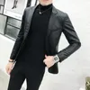 Chaqueta de Hombre ajustada negra lisa, chaqueta de cuero PU para Hombre, chaquetas de baile informales de negocios con un botón para Hombre, abrigo de traje coreano