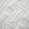 Lujo 100% algodón Quile Colcha Juego de cama Juego de cama Blanco Gris Funda de colchón Juego de cama couette couvre lit dekbed T200706