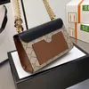 Mooie maanlicht een schoudertassen vintage canvas lederen ketting messenger tas schat doos mode metalen slot bedrukte letter handtassen crossbody dames bakken