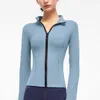 Sports Coat Women039s Jacket Fitness Yoga Tenues Elastic Slim Fit Zipper Runnor Running Palle Cold de support Long Sleeve Top2830488