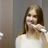 Oclean One Electric Tandborste med 2 penselhuvuden - Uppladdningsbar sonisk tandborste för överlägsen tandvård och oral hälsa