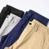 Verão Novos Homens Fino Algodão Caqui Caqui Calças Casuais Negócios Cor Stretch Calças Trousers Marca Cinza Masculino Plus Size 40 42 44 201110