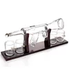 Hemanvändning Hög Borosilicate Drink Ware Wine Decanter Gun Shape Bottle Glass Whisky Set med träbricka och Bullet Cup isvlo271j