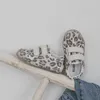 소녀를위한 새로운 패션 여름 캐주얼 키즈 신발 소년 한국어 버전 메쉬 통기성 어린이 신발 봄 가을 스포츠 신발 LJ200907