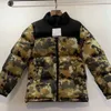 Nuevos hombres Parkas de invierno Tamaño grande Grueso Cálido Camuflaje Chaquetas de cuero Imprimir Abrigo de invierno Ropa de hombre Hip Hop Outwear suelto 201126