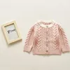 Frühling geborene Baby-Jungen-Mädchen-Pullover-Mäntel-Marken-Baumwollstrick-feste Strickjacke-Knopf-Jacken-Säuglings-Outwear-Tops 210429