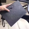 Cartelle Borsa a busta da uomo Borsa a busta da uomo ultra sottile Pochette da uomo in vera pelle Borse da lavoro casual Portamonete da uomo CosmeticTote Zippy Wall238o