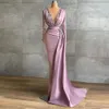 NOVO!!! Elegantes vestidos de noite sereia de cetim com mangas compridas decote em v profundo apliques de renda vestidos de festa de formatura árabe aso ebi ruched swep train feminino robe de soiree CG001