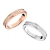2020 anneaux populaires en acier inoxydable titane pour femmes hommes bijoux couples zircon cubique or argent or rose anneaux amant cadeau7814436126