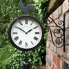 Outdoor Garten Wanduhr Doppelseitige Batteriebetriebene Vintage Retro Wohnkultur Kaffee Bar Dekoration Metall Hängende Uhr 201202