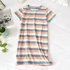 Kadınlar Koreanstyle Örme Renk Stripe Nightgown Summer Pamuk Kısa Direktif Nightdress İnce Bölüm Nefes Alabilir Ev Elbiseleri T200429