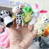 50 stks / partij Baby Pluche Speelgoed Happy Family Fun Cartoon Animal Finger Puppet Hand Kids Leren Onderwijs Speelgoed Geschenken Figuren