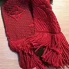 Hiver Logania Shine Scharf Squicpe de soie en laine de haute qualité Femmes et hommes deux côté noir rouge laine de laine longue écharpes fleures SH4351023