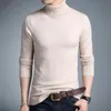 Męskie swetry 2021 Sweter zimowy Turtleneck Solid Color Casual Slim Fit Marka Dzianiny Grube Wełna Swetry HK44