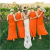 2021 Дешевые оранжевые платья подружки невесты Драгоценный камень шея шифоновый без рукавов на боковую лодыжку для лодыжки на заказ.